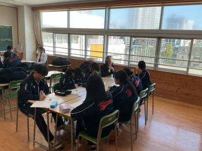 9cdb7889-a3dc-4d3c-932a-927245cc726b